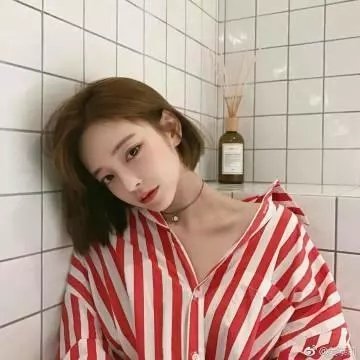 深海世界中的沉默对话